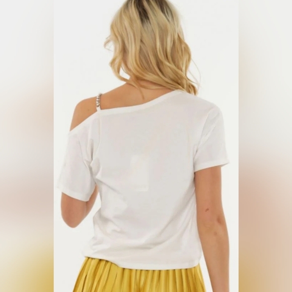C'est La Vie Open Shoulder Top White - Picture 3 of 4